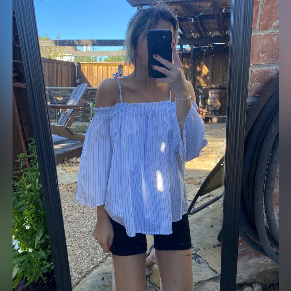 Forever21 off shoulder tie flowy top